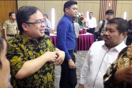 Bupati Amril Minta Pusat Perhatikan dan Bantu Soal Abrasi Pantai Bengkalis